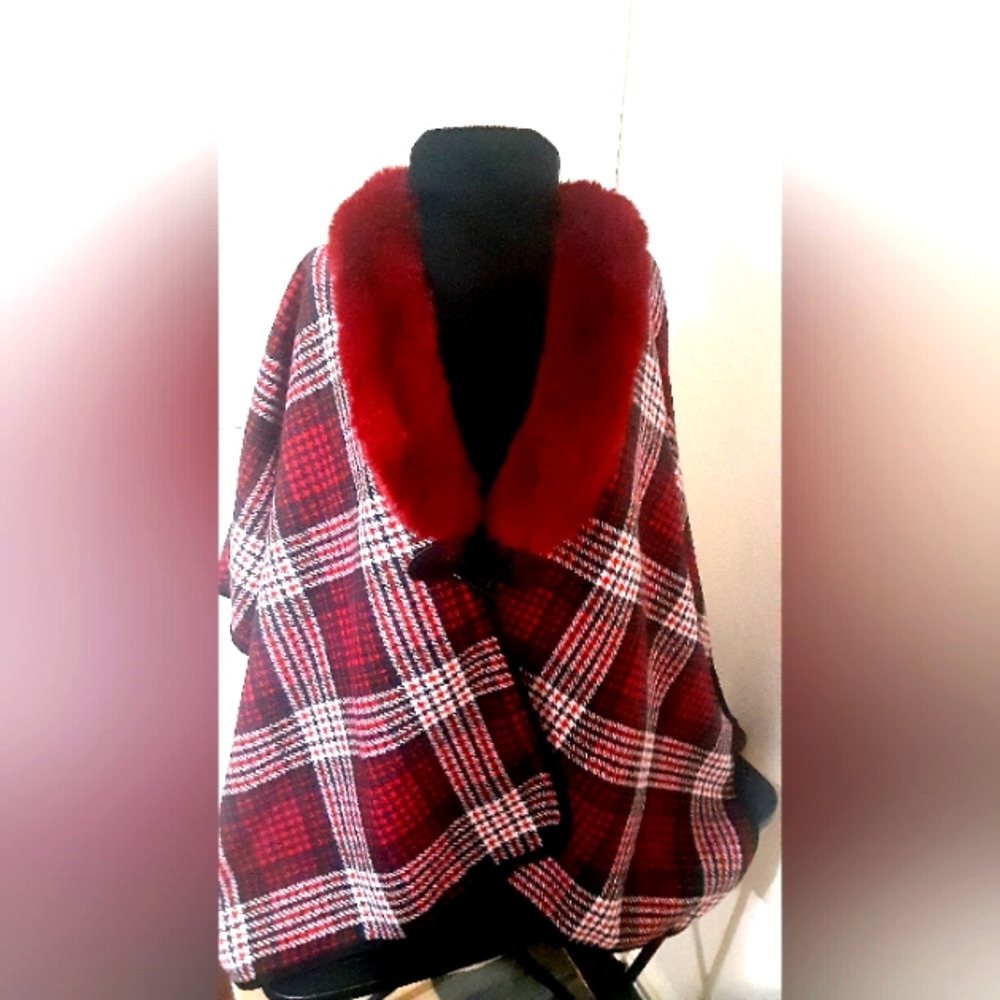 NWOT Wool Blend Cape